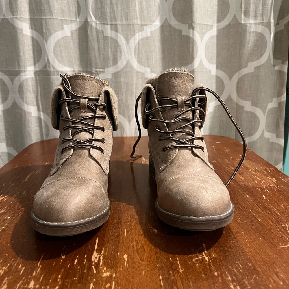 Cliffs booties - Picture 3 of 3